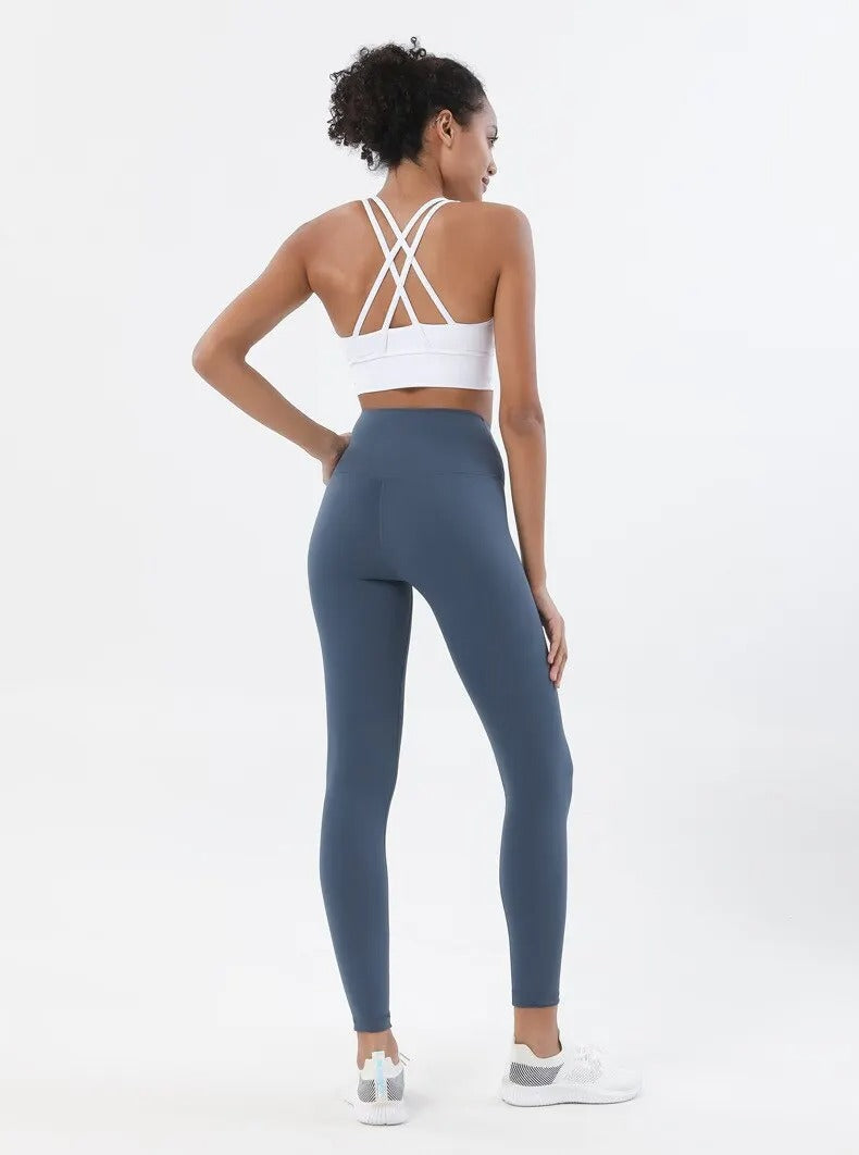 Hookless Cross-Back Sports Bra